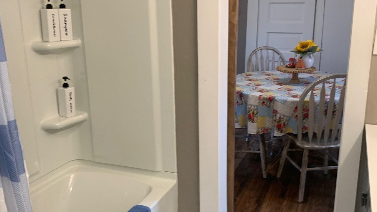 Photo of Bathroom in Canyon