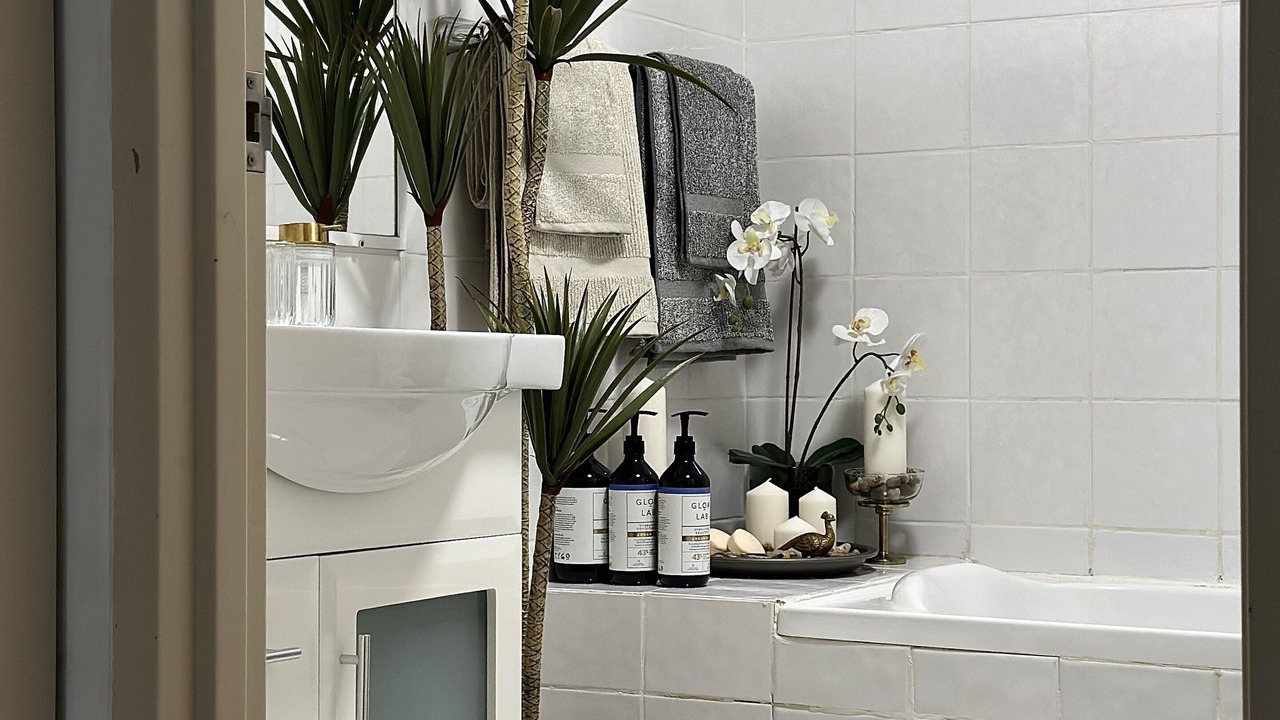 Photo of Bathroom in Crows Nest