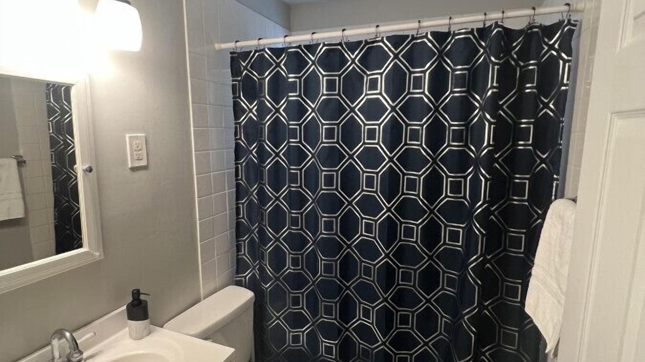 Photo of Bathroom in Delaware City