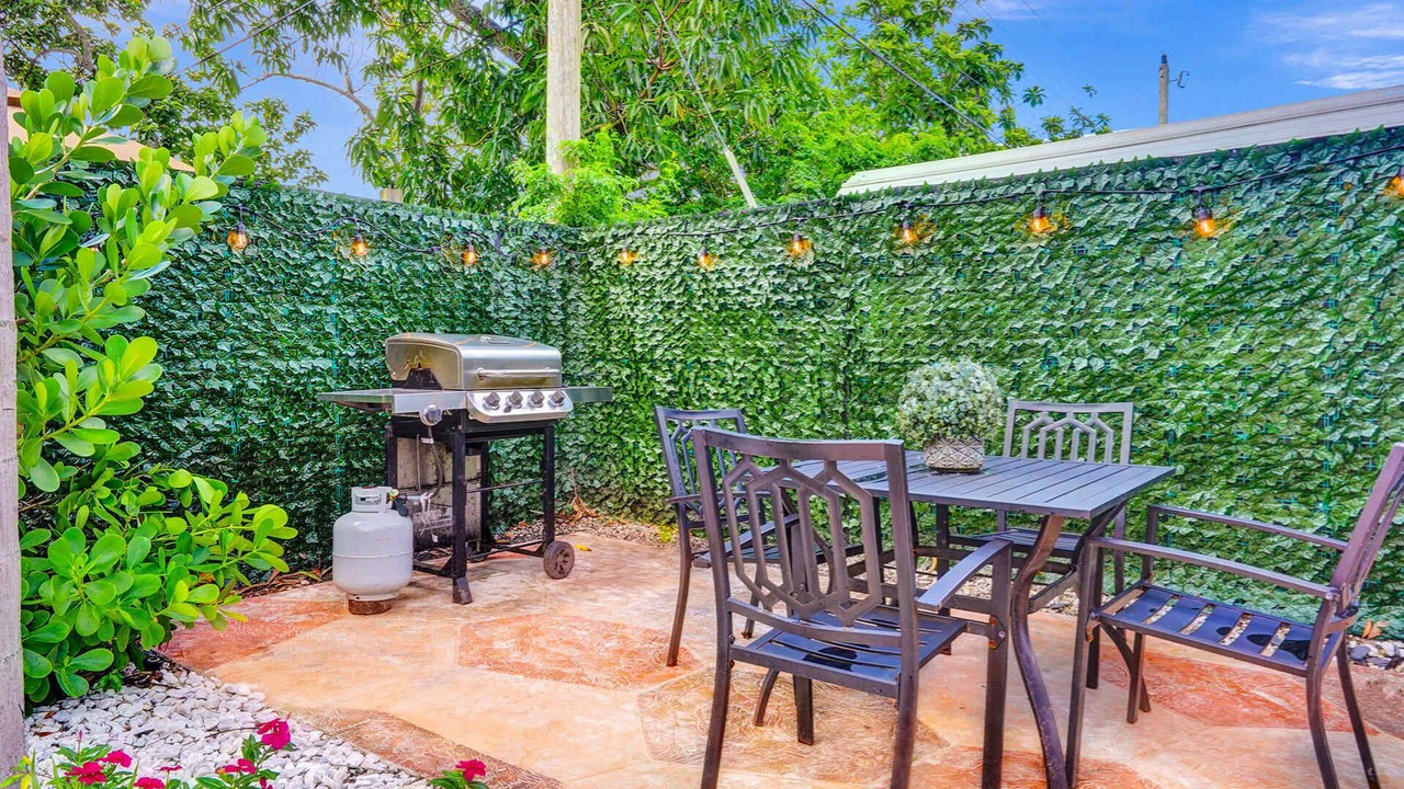 Photo of Outdoor in Riverland Village