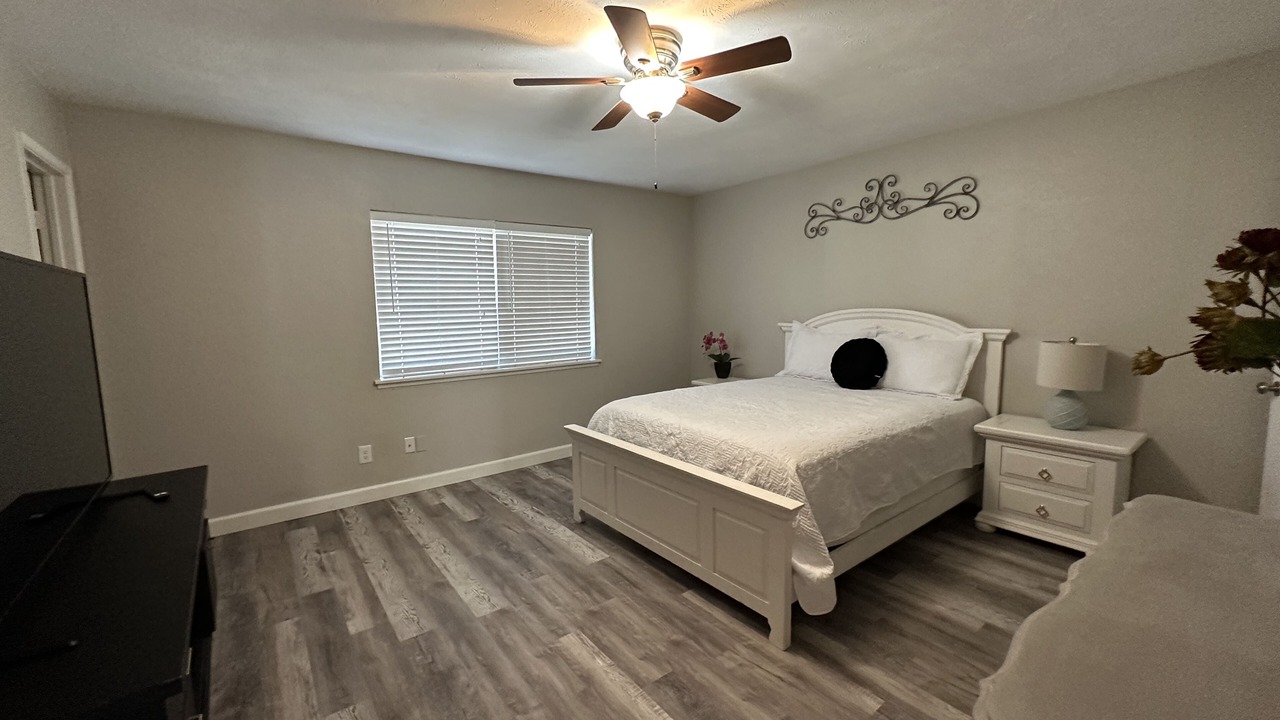 Photo of Bedroom in The Colony