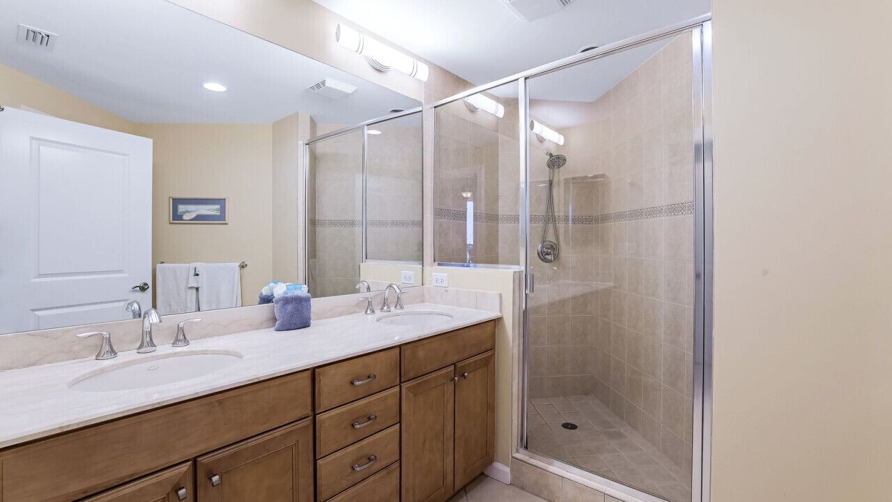 Photo of Bathroom in Cape Harbour