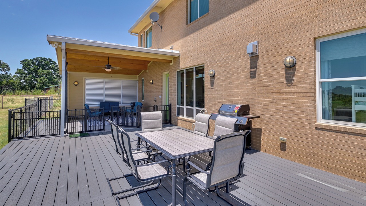 Photo of Outdoor in Weston