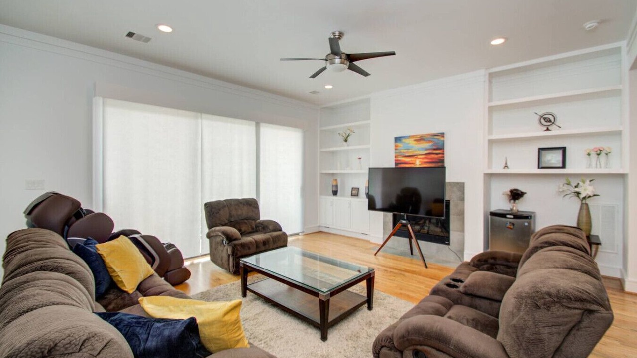 Photo of Livingroom in Hyde Park
