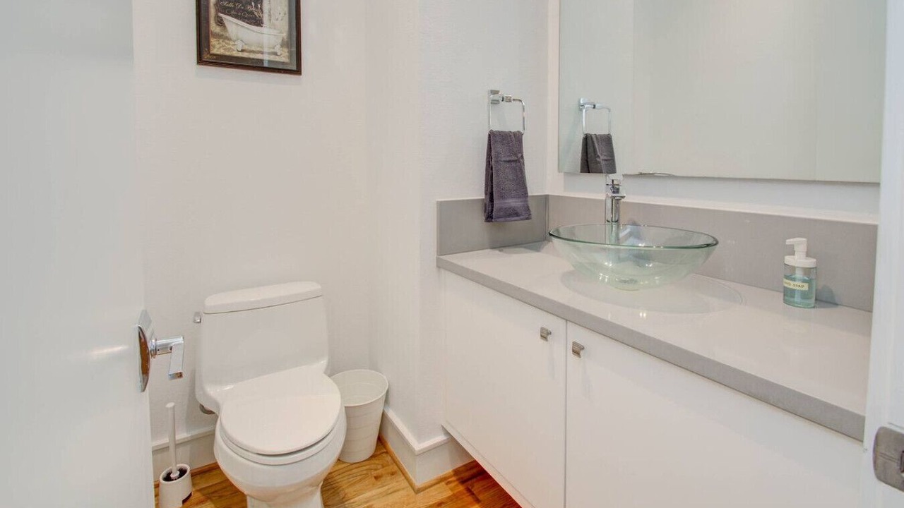 Photo of Bathroom in Hyde Park