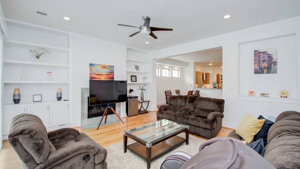 Photo of Livingroom in Hyde Park