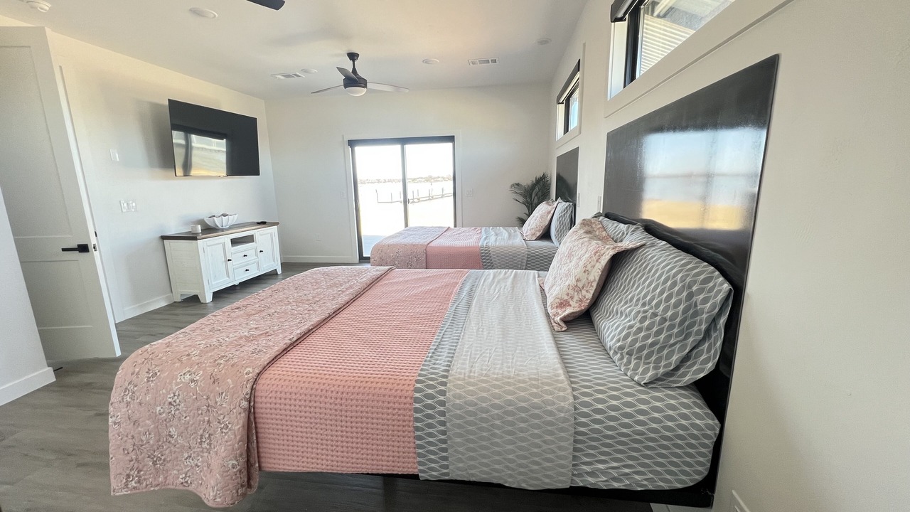 Photo of Bedroom in Graford