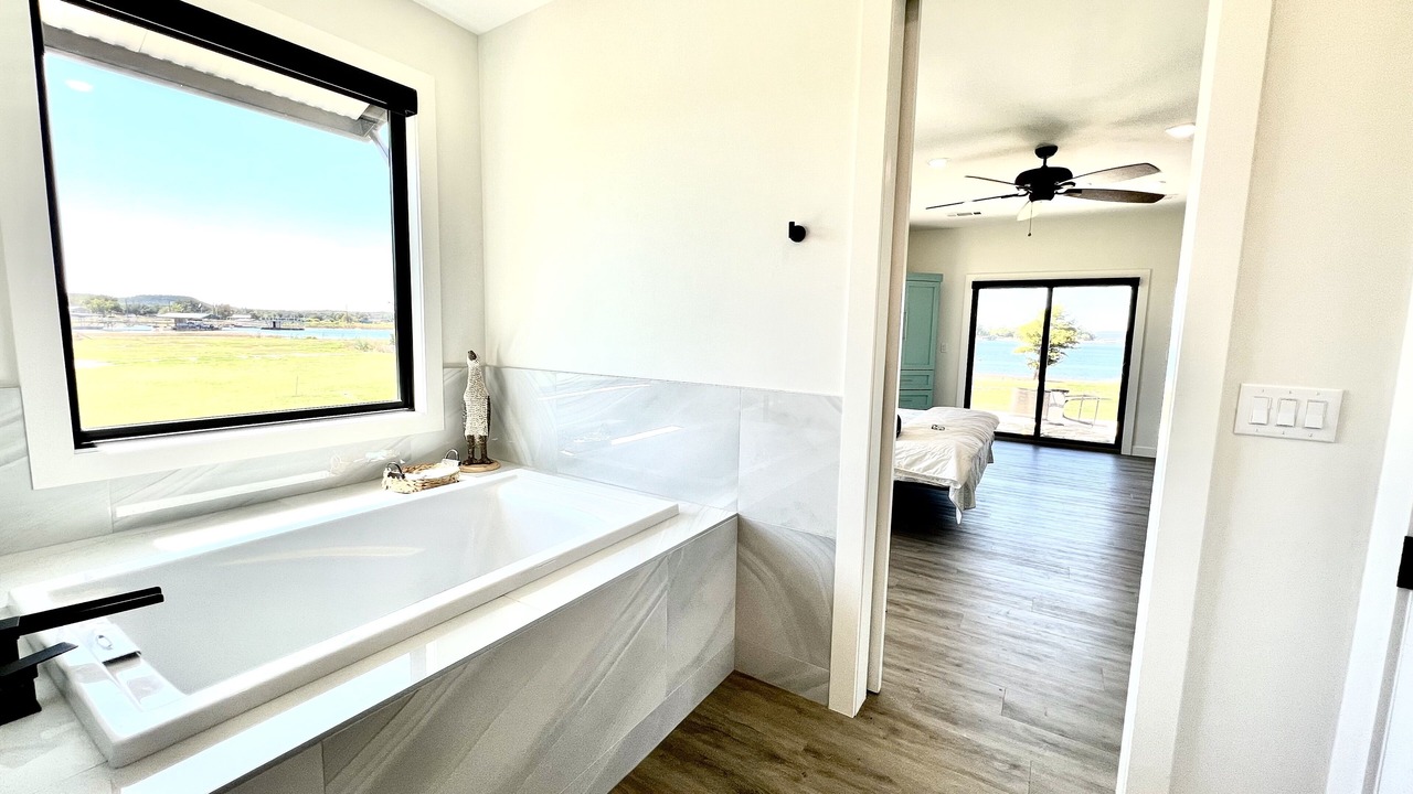 Photo of Bathroom in Graford