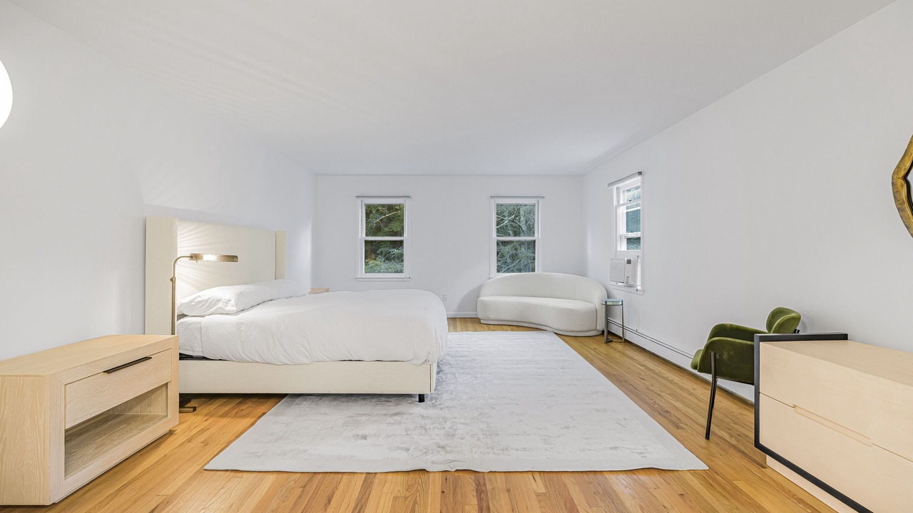 Photo of Bedroom in Village of East Hampton