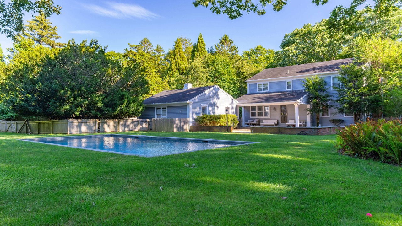 Photo of Outdoor in Village of East Hampton