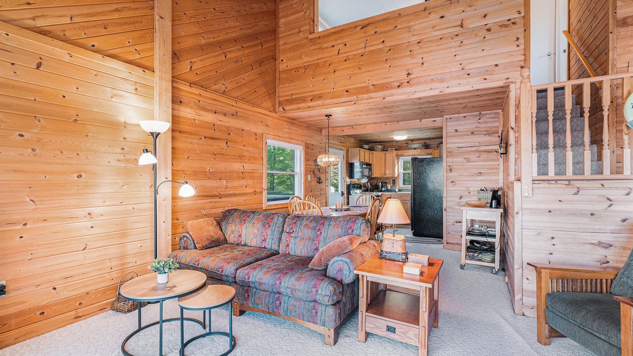 Photo of Livingroom in Lake City