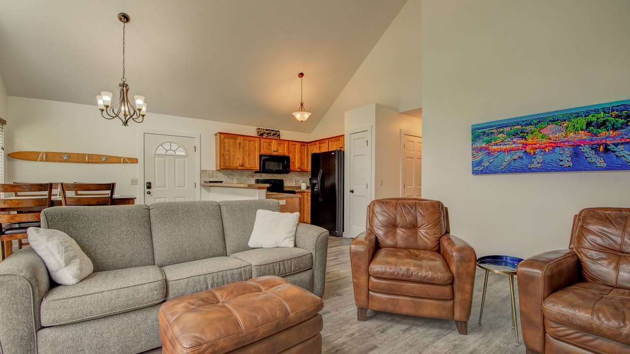 Photo of Bedroom in Spirit Lake