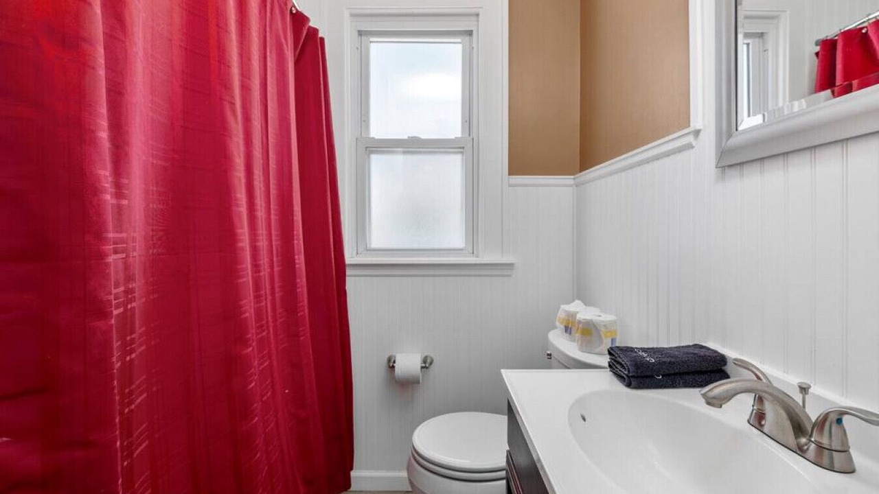 Photo of Bathroom in St. Charles Historic District