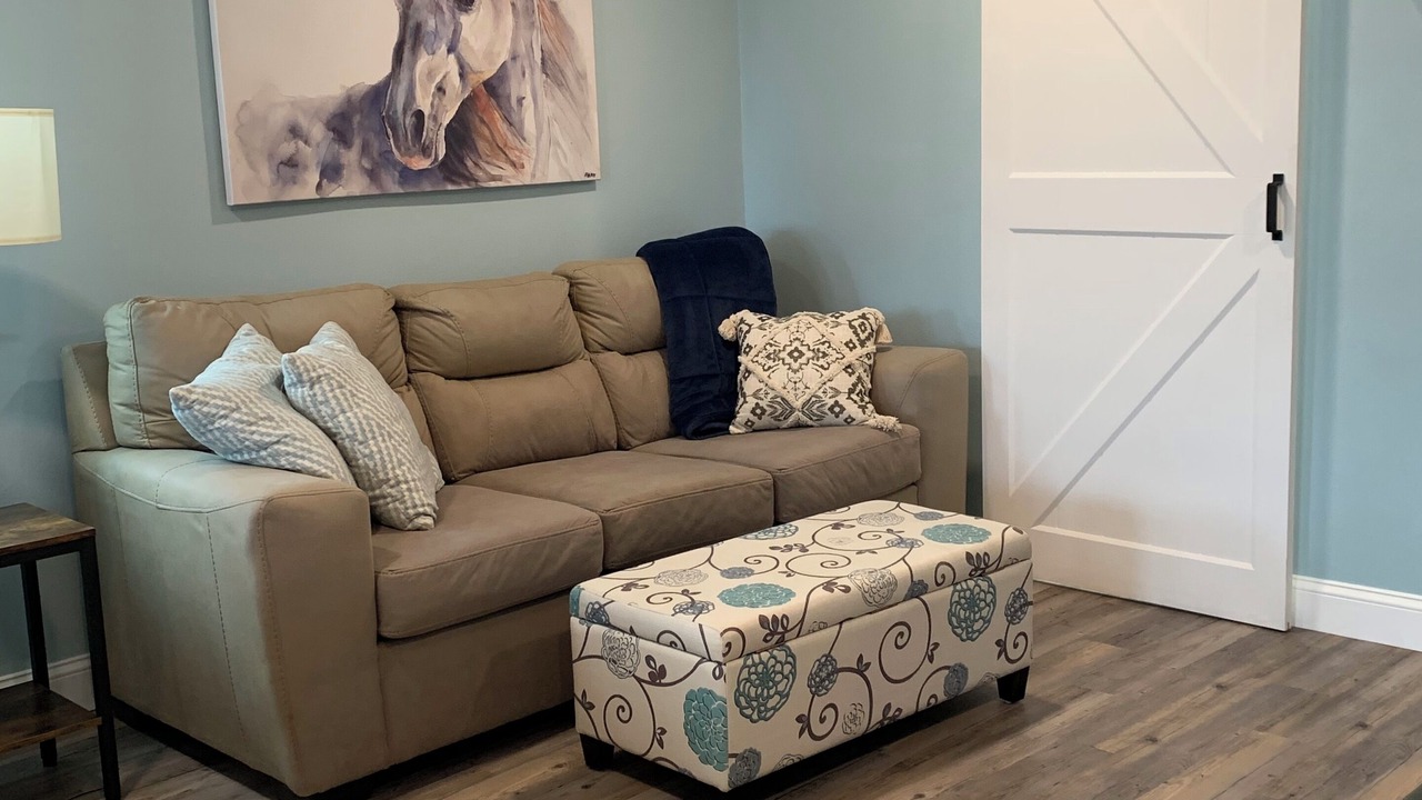 Photo of Livingroom in Okmulgee County