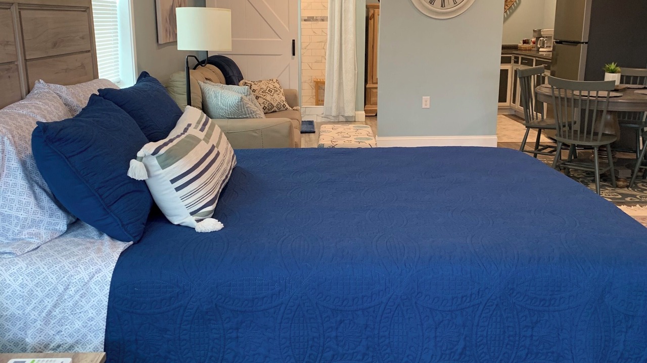 Photo of Bedroom in Okmulgee County