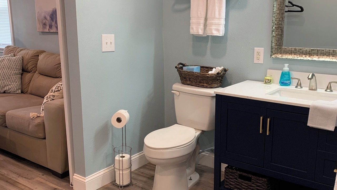 Photo of Bathroom in Okmulgee County