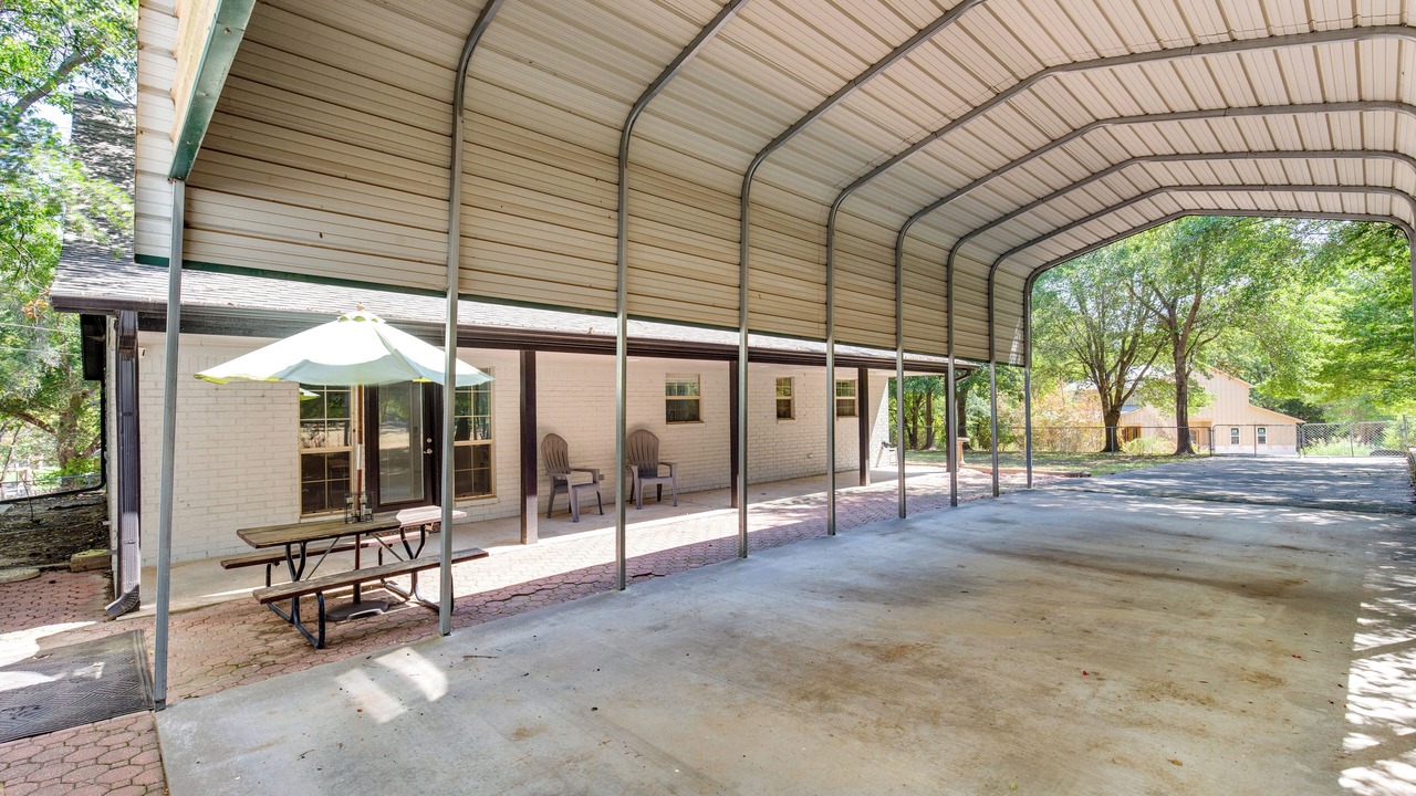 Photo of Outdoor in Carolyn Estates