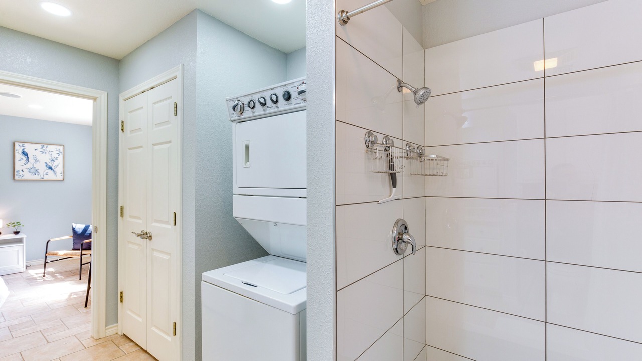 Photo of Bathroom in Carolyn Estates