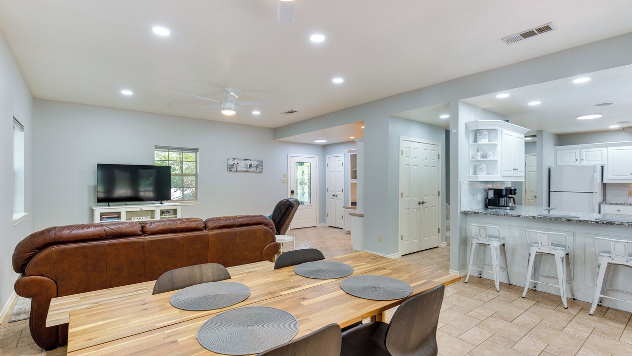 Photo of Others in Carolyn Estates
