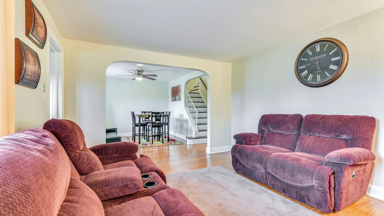 Photo of Livingroom in Cheektowaga