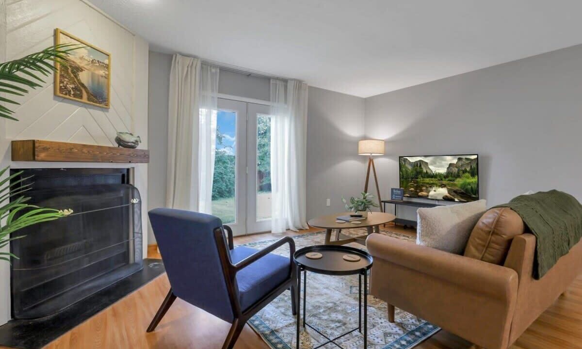 Photo of Livingroom in Gahanna