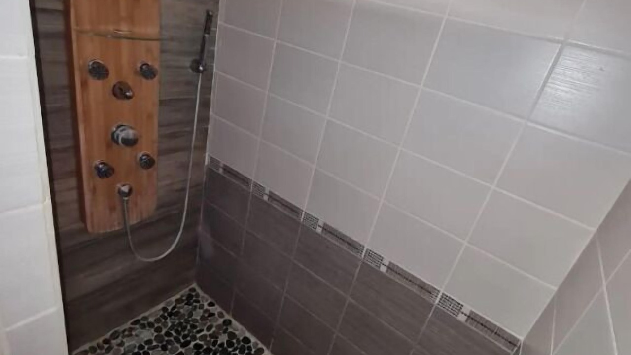 Photo of Bathroom in Ergny