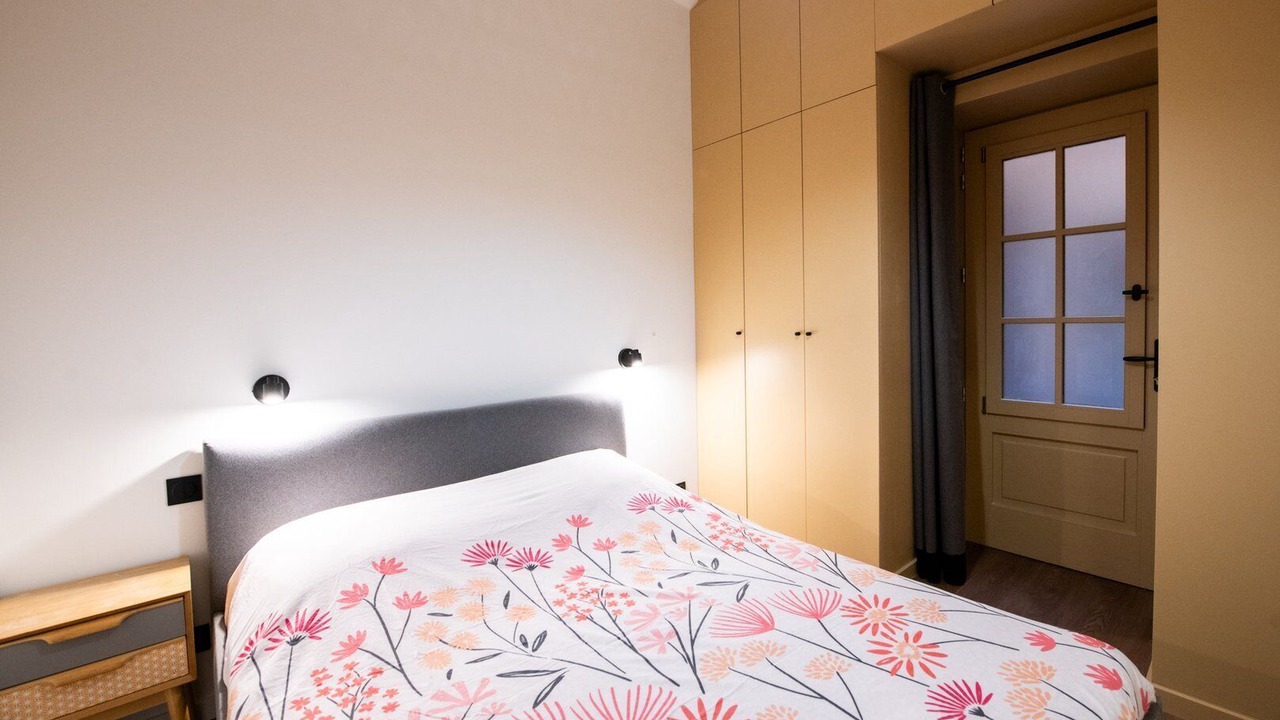 Photo of Bedroom in Moliere - Edgard Quinet