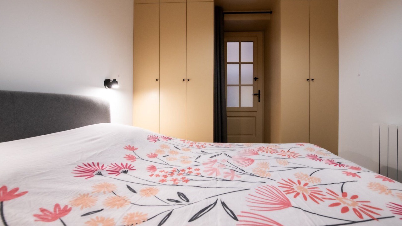 Photo of Bedroom in Moliere - Edgard Quinet