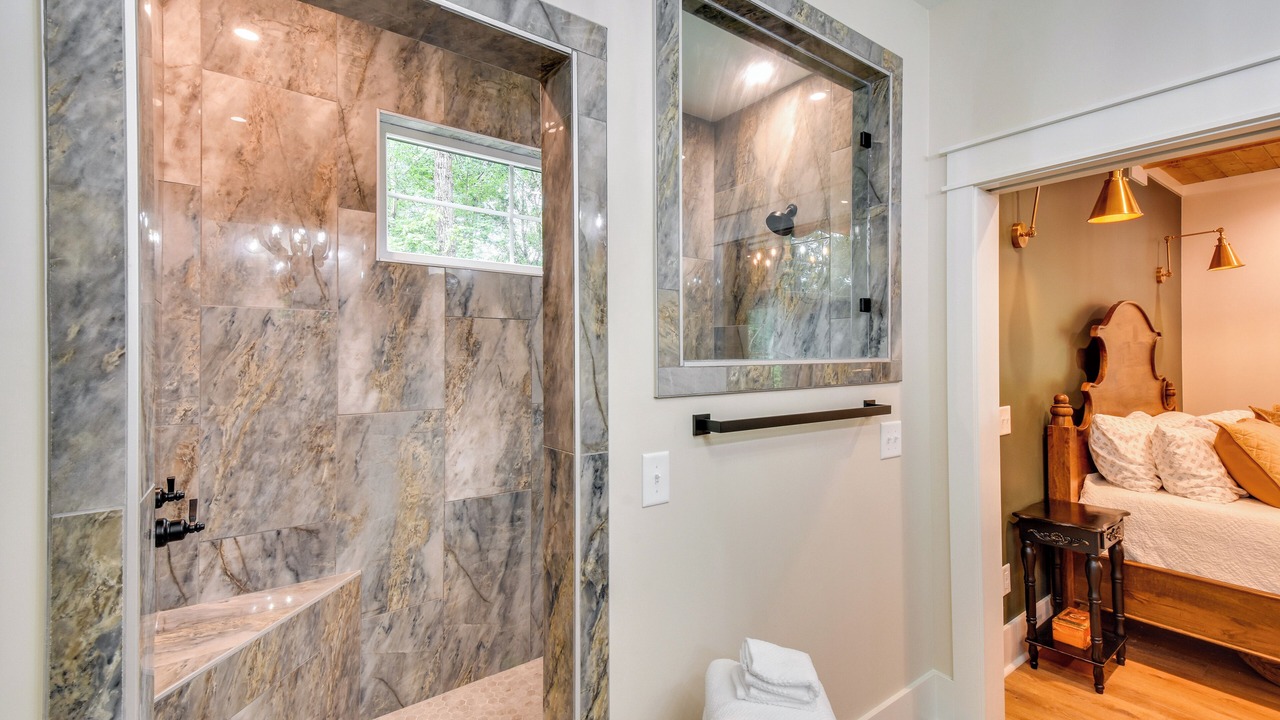 Photo of Bathroom in Clarkesville