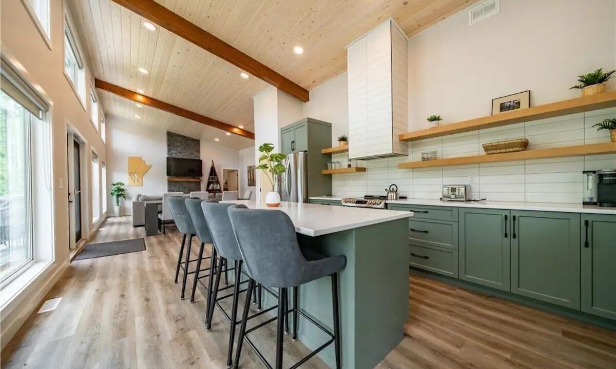Photo of Kitchen in Wasagaming