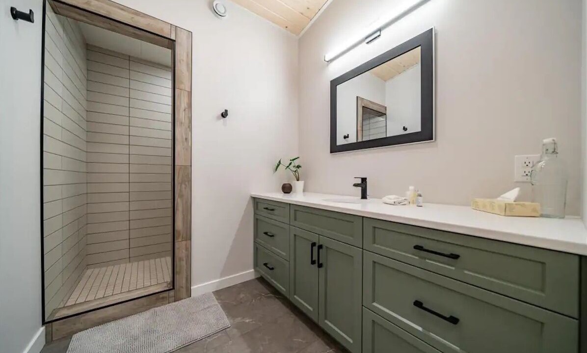 Photo of Bathroom in Wasagaming