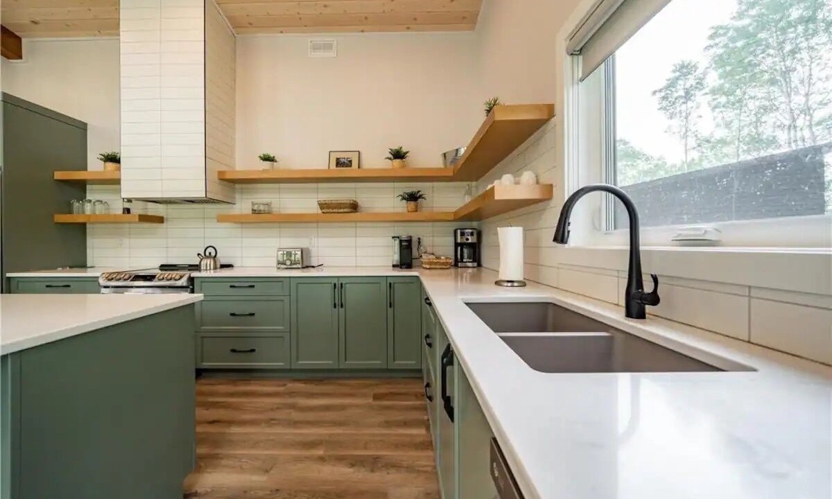Photo of Kitchen in Wasagaming