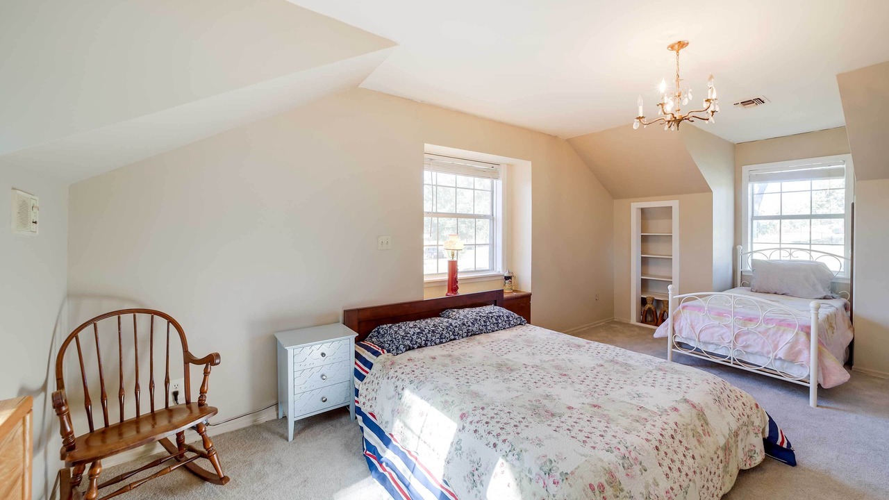 Photo of Bedroom in Mannford