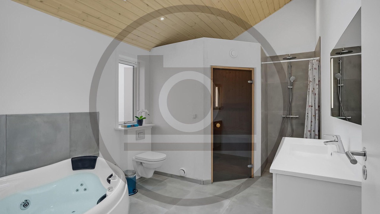 Photo of Bathroom in Øksenmølle