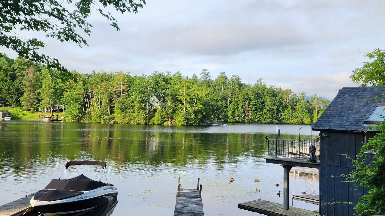 Photo of Outdoor in Putnam Station