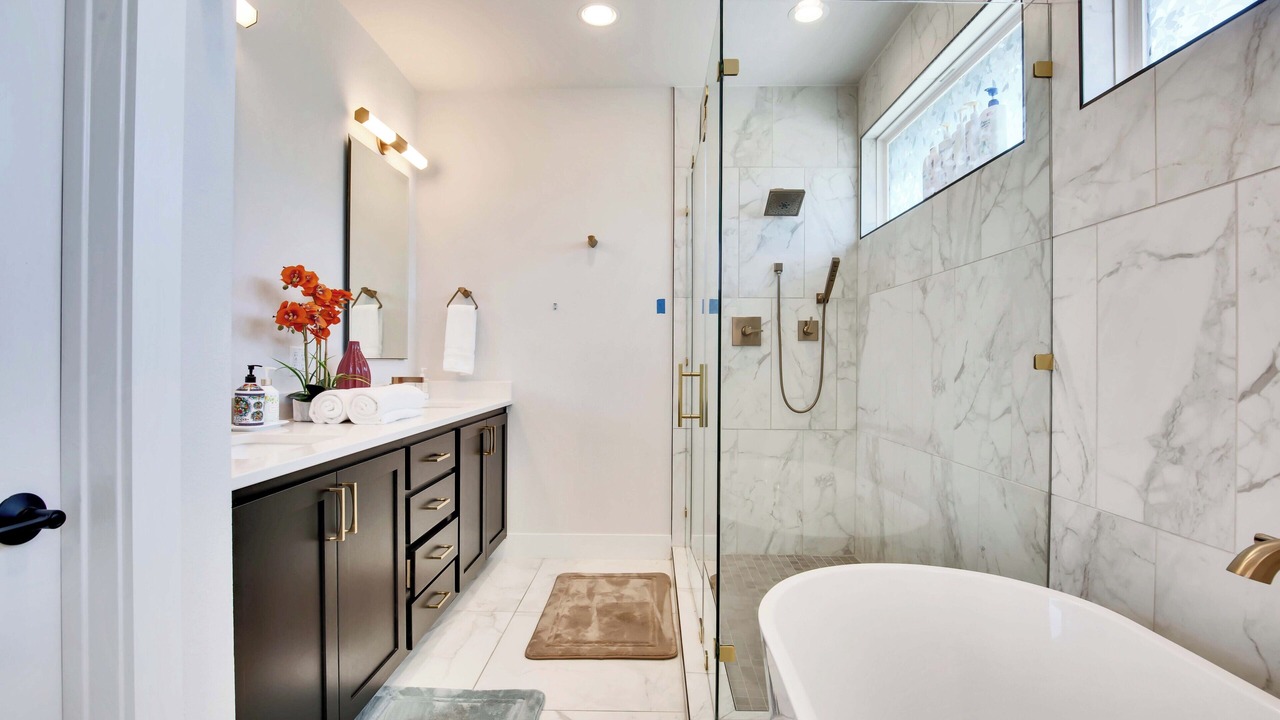 Photo of Bathroom in Swede Hill