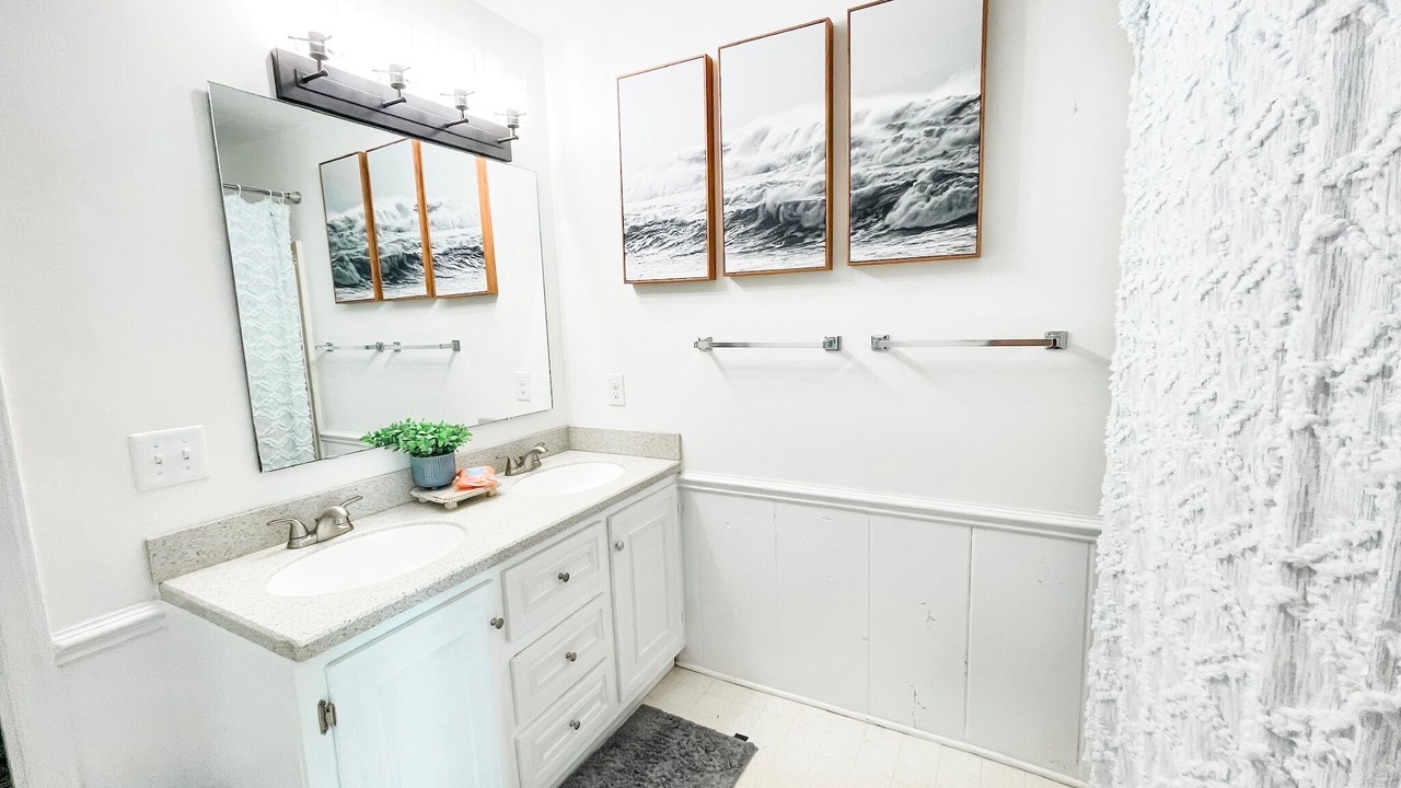 Photo of Bathroom in Ocean Isle Beach