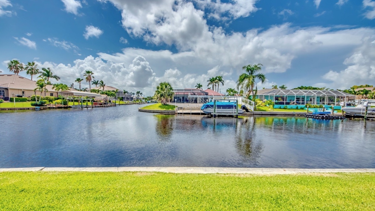 Photo of Others in Caloosahatchee