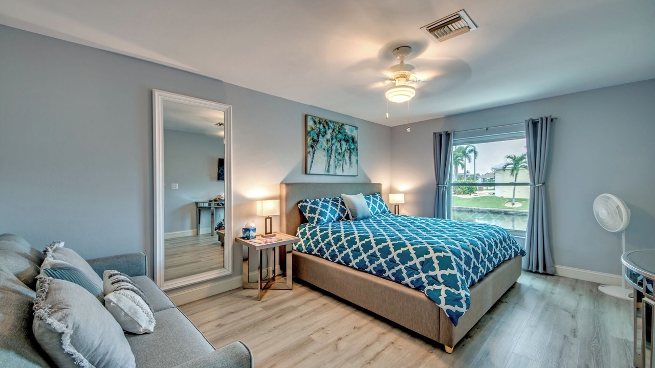 Photo of Bedroom in Caloosahatchee