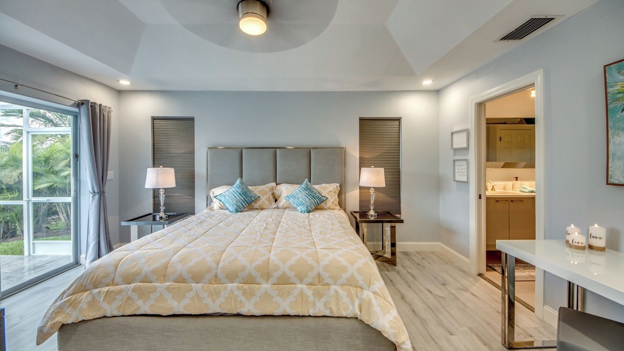 Photo of Bedroom in Caloosahatchee