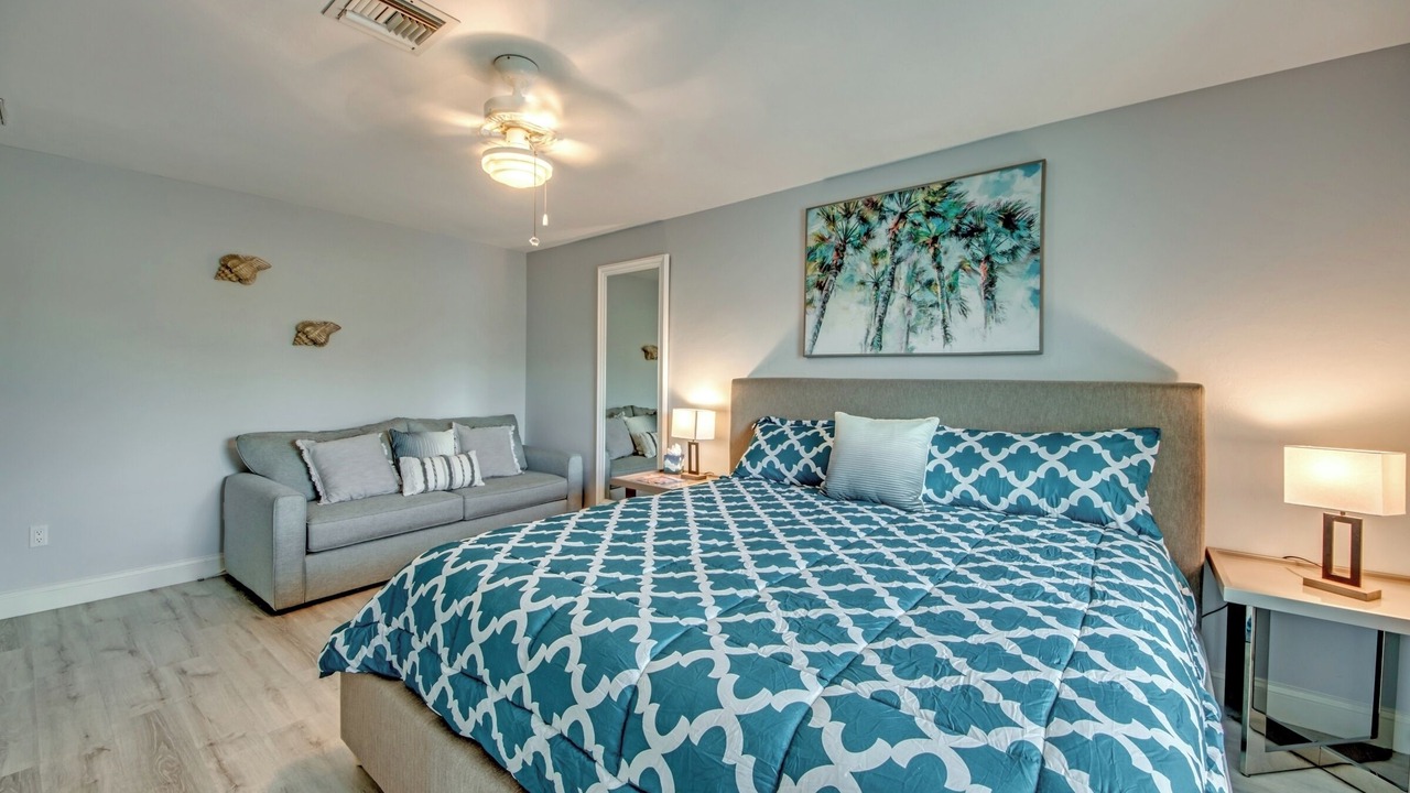 Photo of Bedroom in Caloosahatchee