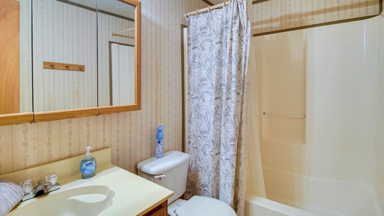 Photo of Bathroom in Elkins