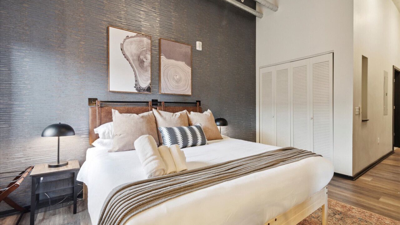 Photo of Bedroom in Fairmount