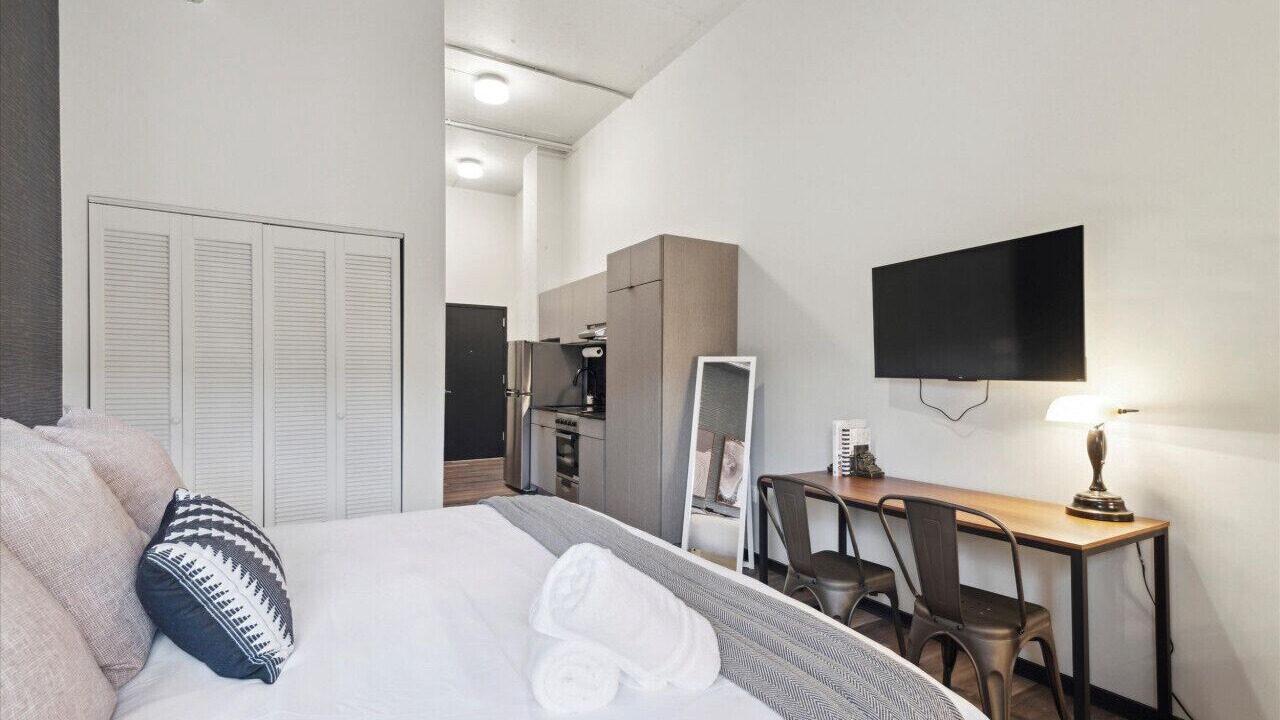 Photo of Bedroom in Fairmount