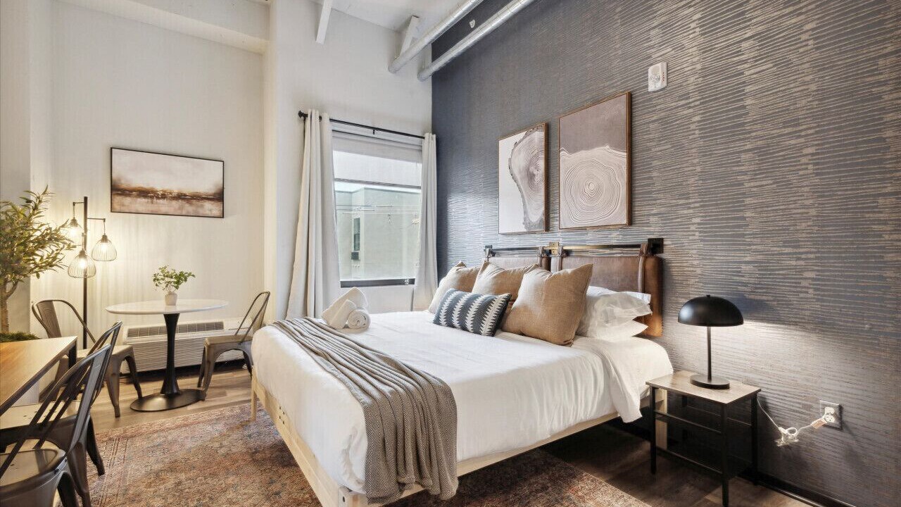 Photo of Bedroom in Fairmount