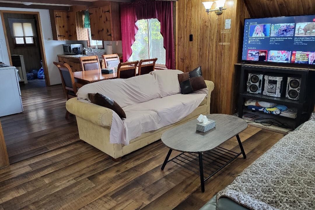 Photo of Livingroom in Dysart et al
