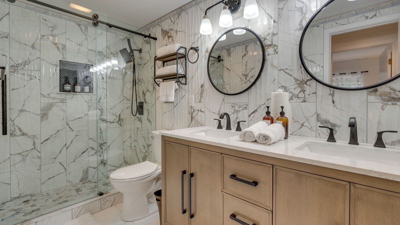 Photo of Bathroom in Kenmore