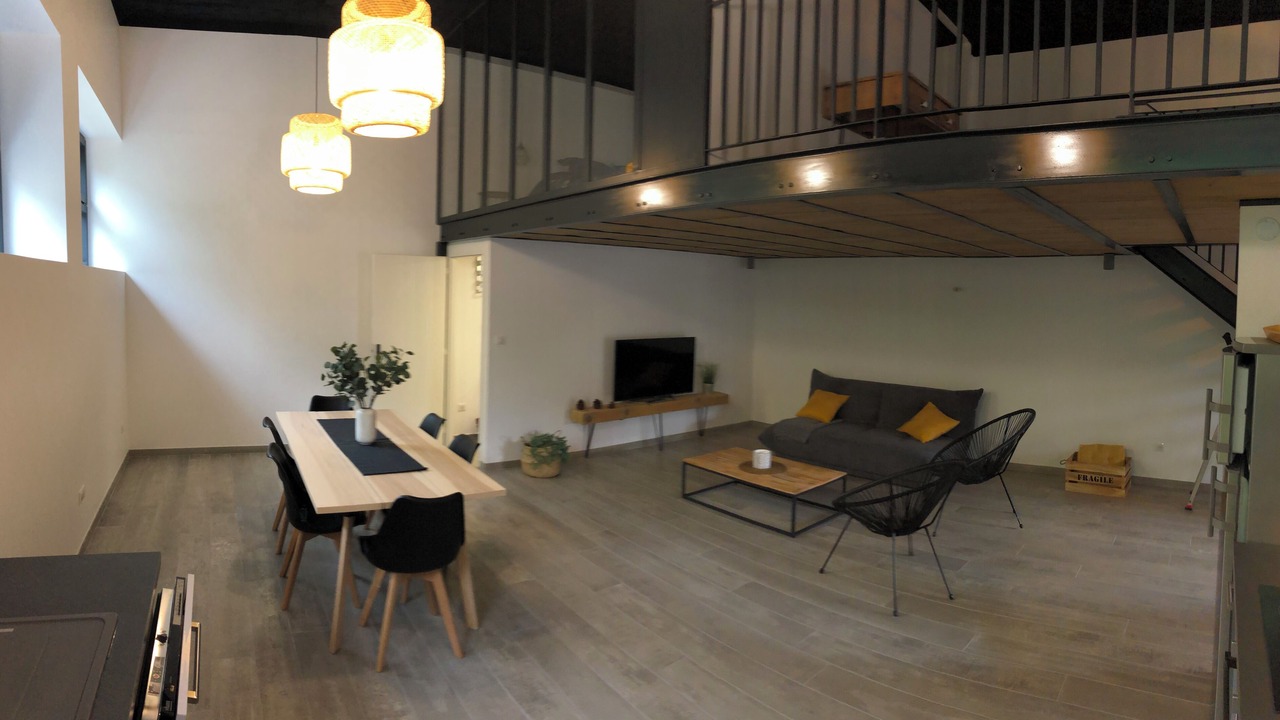 Photo of Livingroom in Epinouze