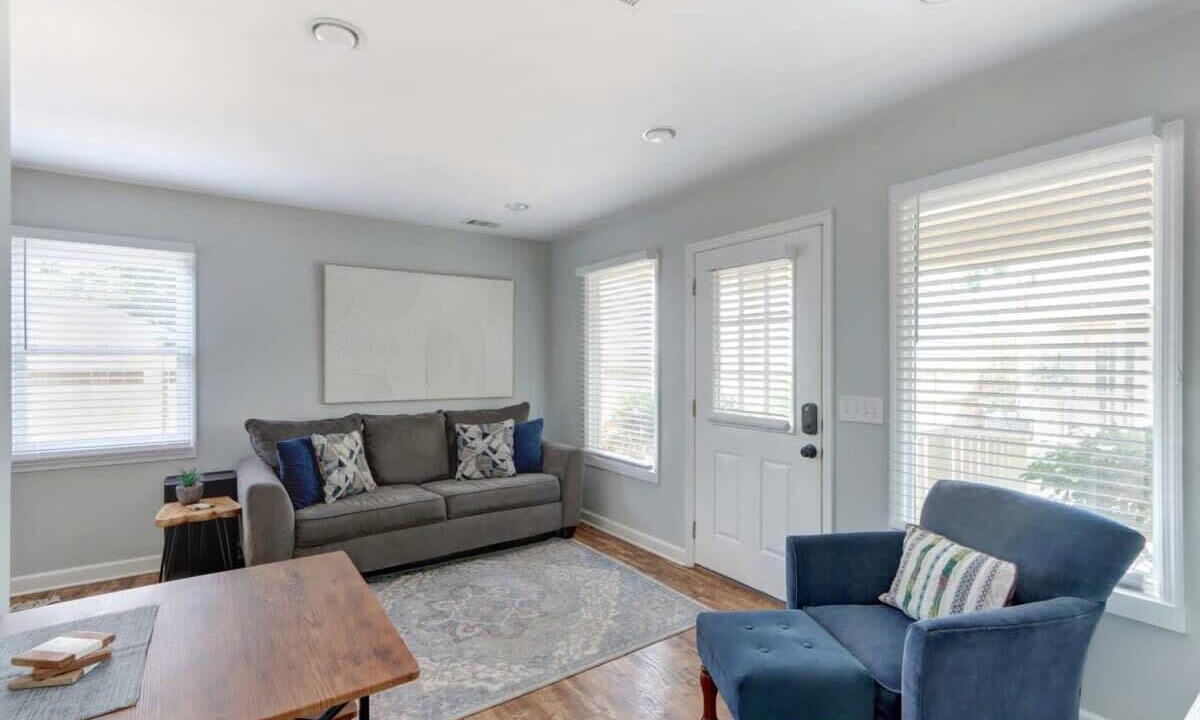 Photo of Livingroom in Beach Institute