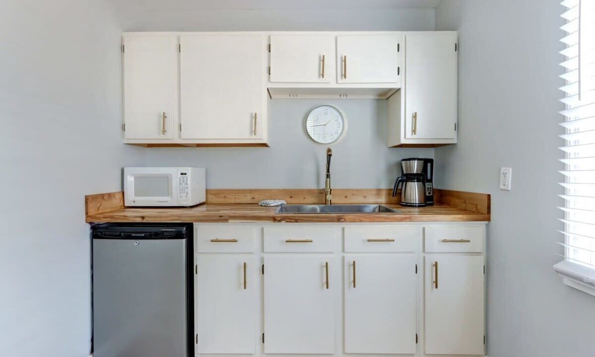 Photo of Kitchen in Beach Institute